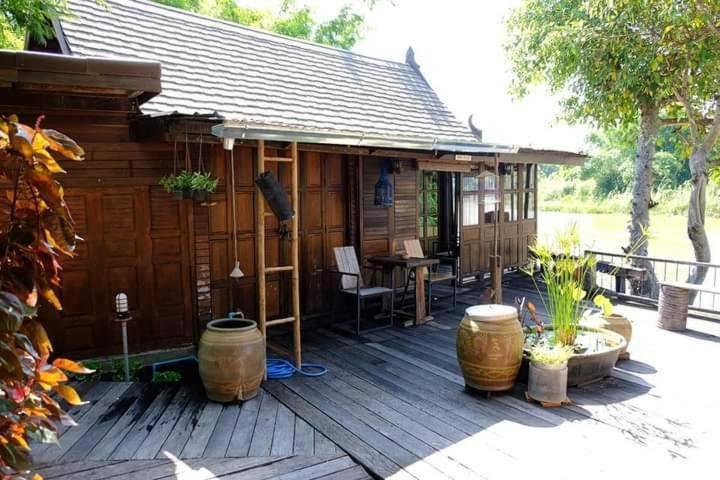 Rustic​ Charm​ Suphan​ Ban Tha Pong Exterior photo