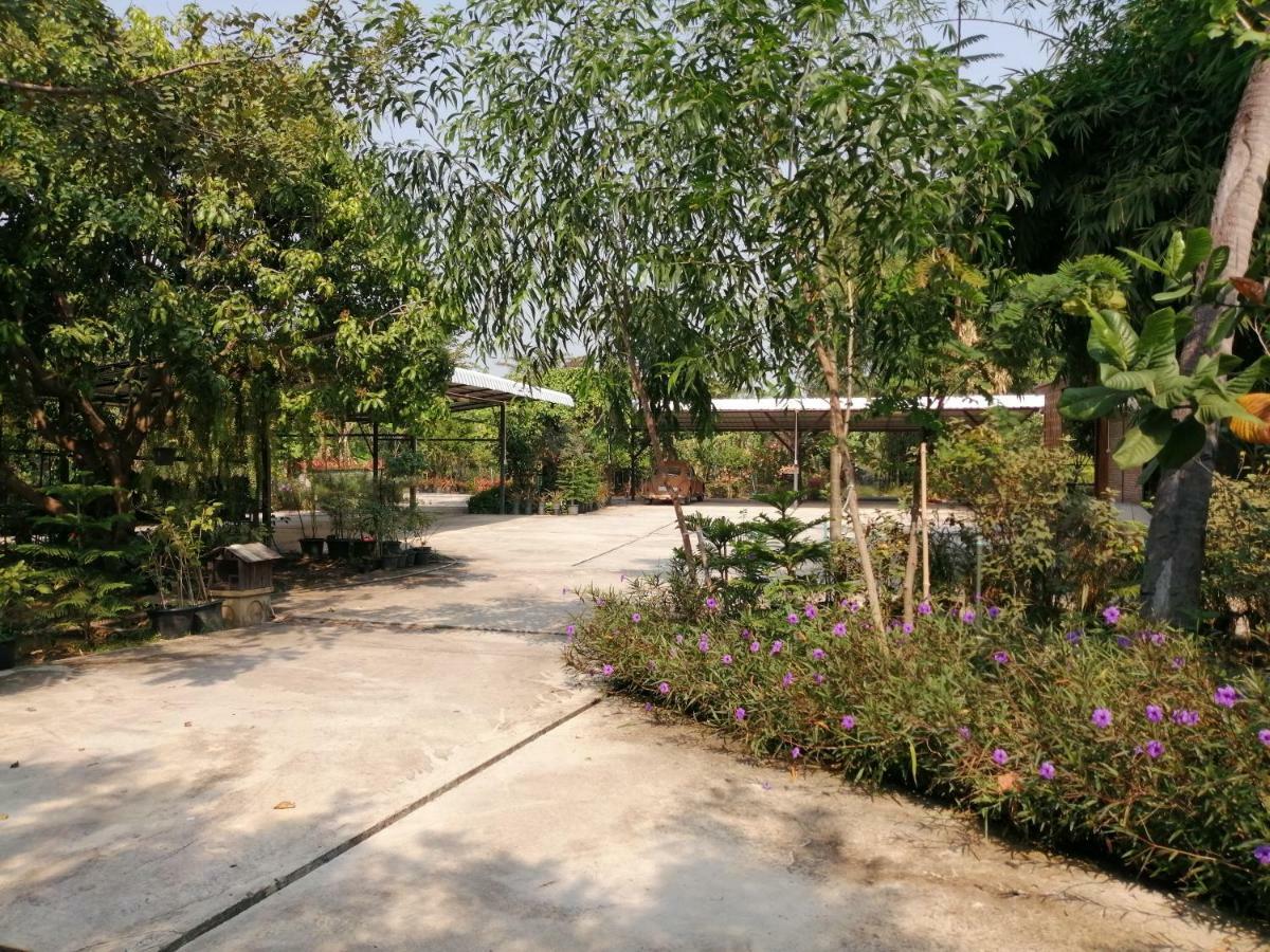 Rustic​ Charm​ Suphan​ Ban Tha Pong Exterior photo