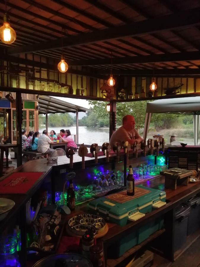 Rustic​ Charm​ Suphan​ Ban Tha Pong Exterior photo